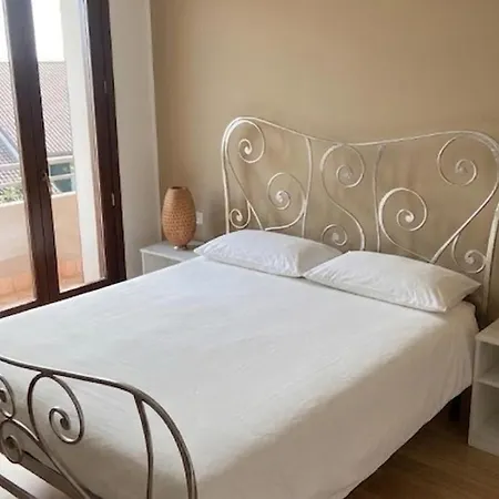 Belvedere, Con Piscina E Giardino Esclusivo, Vista Panoramica, Piccola Palestra, 3 Camere,2 Bagni * Belvedere Fogliense