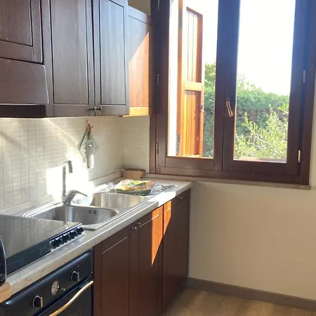 Belvedere, Con Piscina E Giardino Esclusivo, Vista Panoramica, Piccola Palestra, 3 Camere,2 Bagni