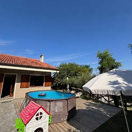 Belvedere, Con Piscina E Giardino Esclusivo, Vista Panoramica, Piccola Palestra, 3 Camere,2 Bagni