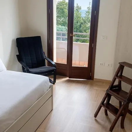 Belvedere, Con Piscina E Giardino Esclusivo, Vista Panoramica, Piccola Palestra, 3 Camere,2 Bagni