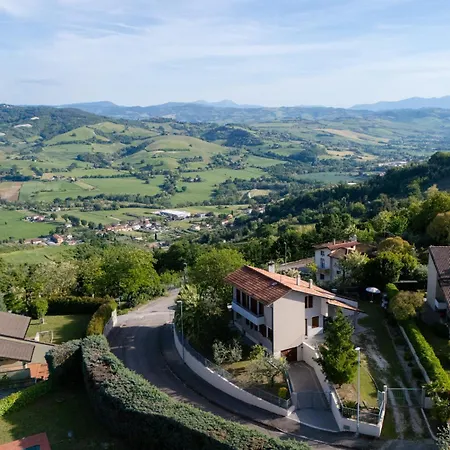 Belvedere, Con Piscina E Giardino Esclusivo, Vista Panoramica, Piccola Palestra, 3 Camere,2 Bagni